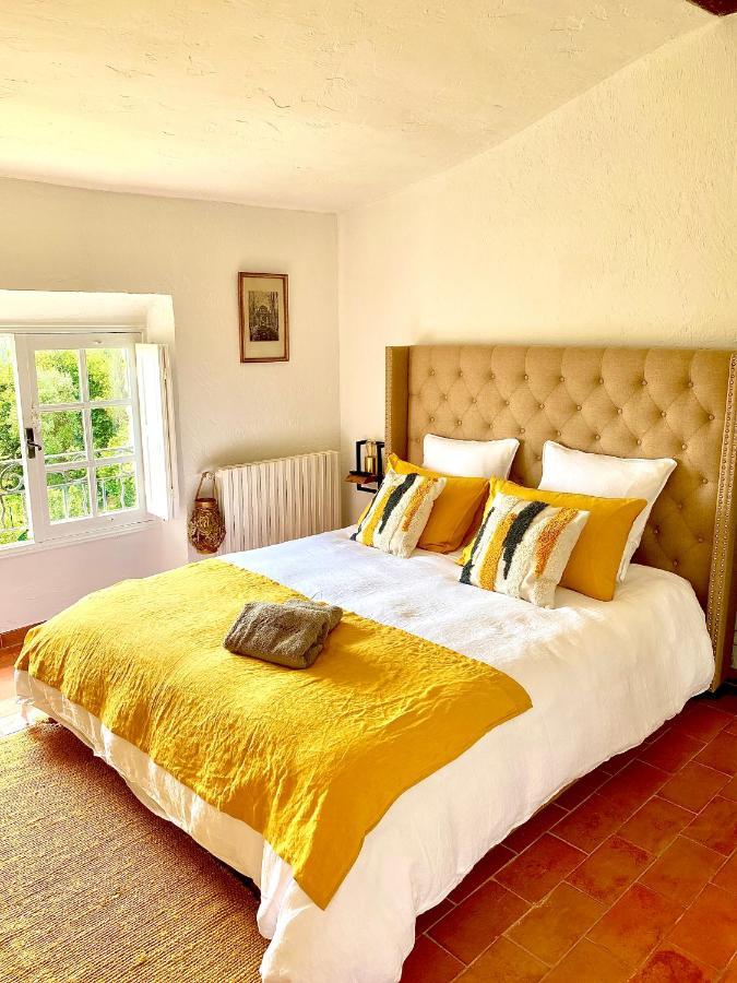 Bed and Breakfast L'Effrontée à Tourrettes-sur-Loup Extérieur photo